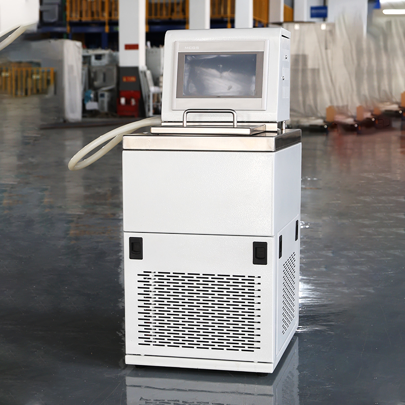 実験室用DCシリーズ -40～100℃ ステンレス鋼SS30 - Water Bath Laboratory のレビューと価格